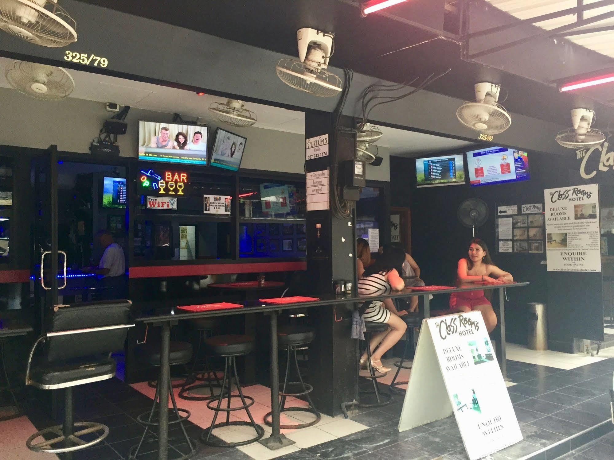 The Classroom Hotel Pattaya Exteriör bild